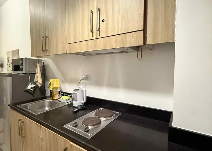 Apartamento Minimalist Modern Near Moa, Ikea, Moa Arena, Smx Convention And Smx Cite
