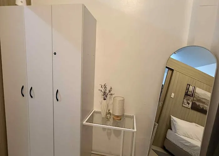 Minimalist Modern Near Moa, Ikea, Moa Arena, Smx Convention And Smx Cite Apartamento *